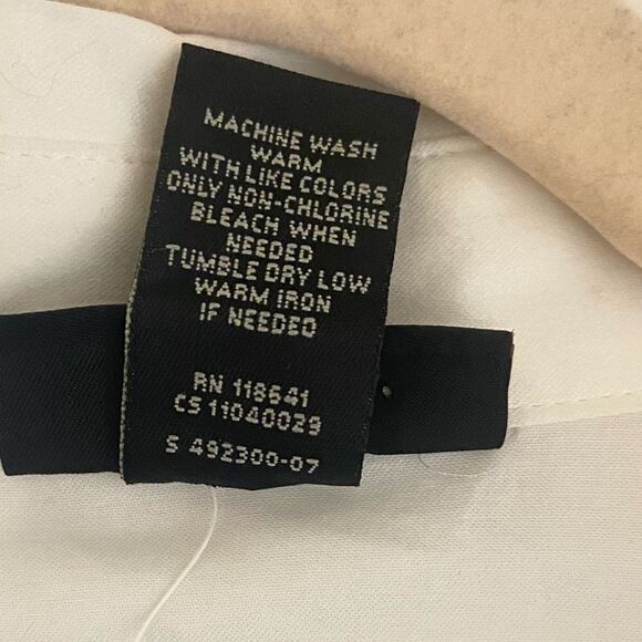 Lane Bryant - White Shirt with cuffed short sleeves - Plus Size 22/24 NWT - Picture 4 of 8